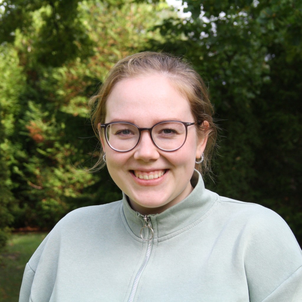 Laura Ebeling, Volontärin HAZ/NP