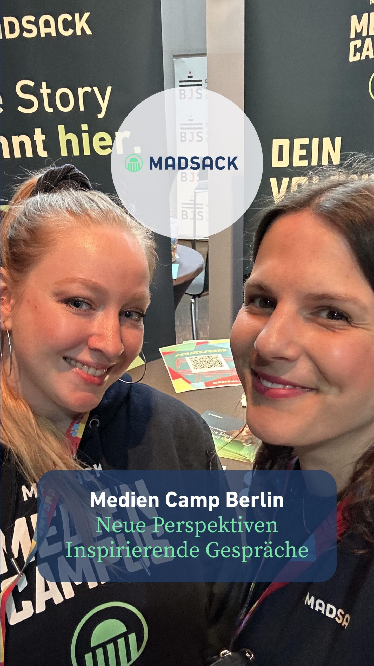Medien Camp 2026 – wir waren dabei!

Letzte Woche haben wir beim Medien Camp in Berlin im Karriereforum mit Talenten aus der Medienbranche gesprochen: über Karrierewege, Einstiegsmöglichkeiten und die Jobwelten, die MADSACK zu bieten hat.

On top haben unsere zwei Kolleginnen vom RedaktionsNetzwerk Deutschland (RND) einen Impuls zum Thema KI und Social gehalten. 💪

Genau solche Momente zeigen, warum dieser Austausch wertvoll ist: echte Gespräche, neue Perspektiven und Begegnungen, die inspirieren.

Du willst wissen, welche Stories bei uns auf dich warten?
👉 Schau in unsere Bio und entdecke, was MADSACK als Arbeitgeber besonders macht.

#MADSACKKarriere #MedienCampBerlin #Journalismus #TeamMADSACK