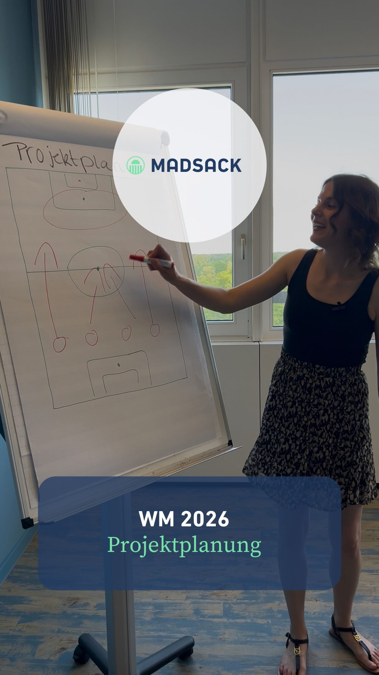 Wenn die WM die Projektplanung übernimmt. 😅⚽

#MADSACKKarriere #WM2026 #Büroalltag #TeamMADSACK #WorkLife
